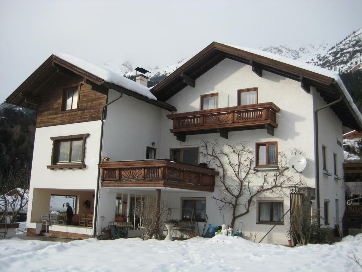 Gastehaus Sonnenheim Hotel Thaur Exterior photo